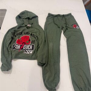 LUCY Kids Green Rock and Roll Hoodie and Joggers Set size M like new!